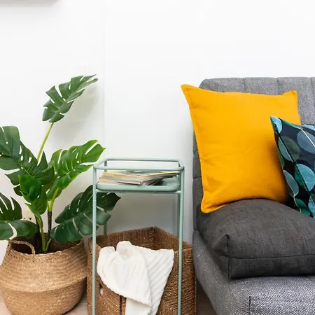 Cactus Cosy Loft, Wifi & Gym 아파트